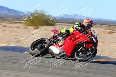 media/Jan-09-2022-SoCal Trackdays (Sun) [[2b1fec8404]]/Turn 8 (1045am)/